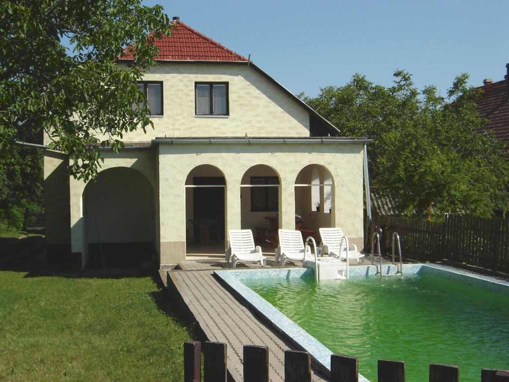 Somogyi Vendeghaz Villa Zamárdi Екстериор снимка